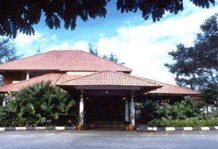 Duta Sands Beach Resort Куантан Екстер'єр фото