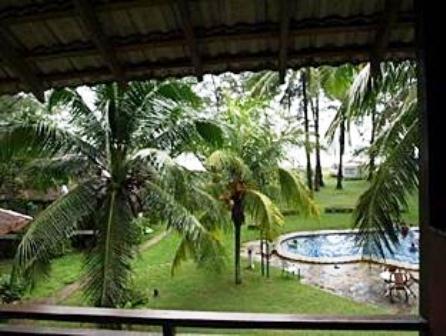 Duta Sands Beach Resort Куантан Екстер'єр фото